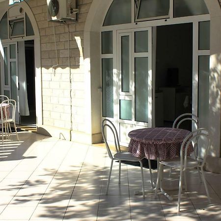 Apartments Pino Makarska Ngoại thất bức ảnh