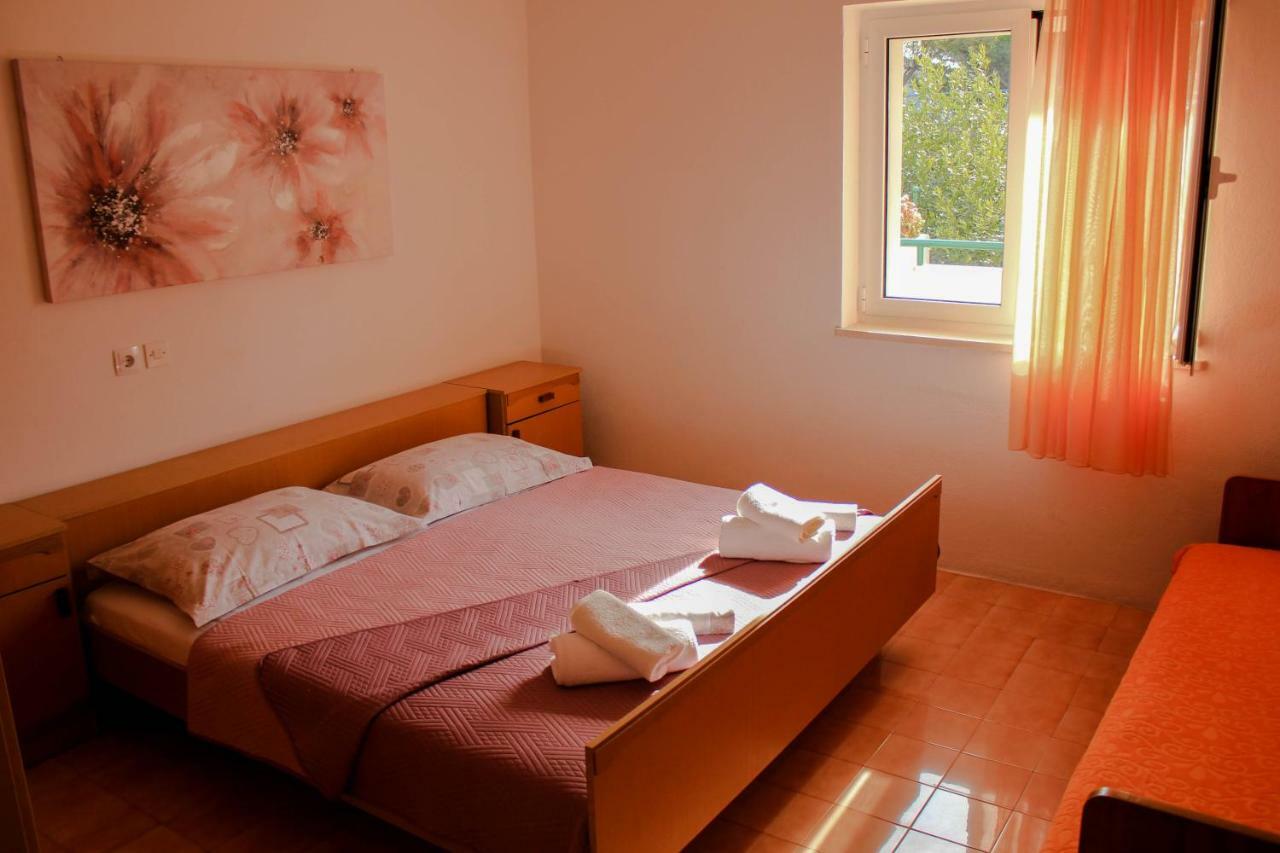 Apartments Pino Makarska Ngoại thất bức ảnh