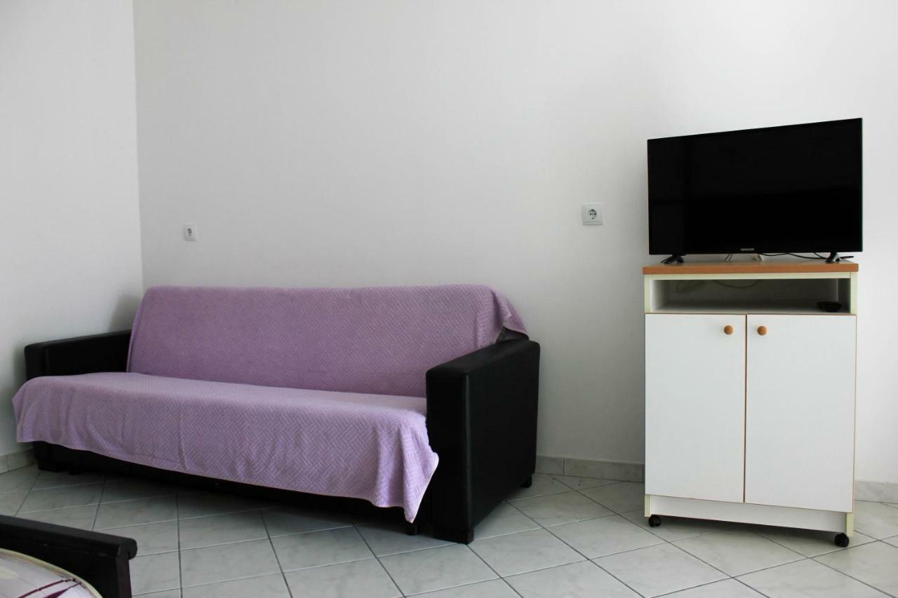 Apartments Pino Makarska Ngoại thất bức ảnh