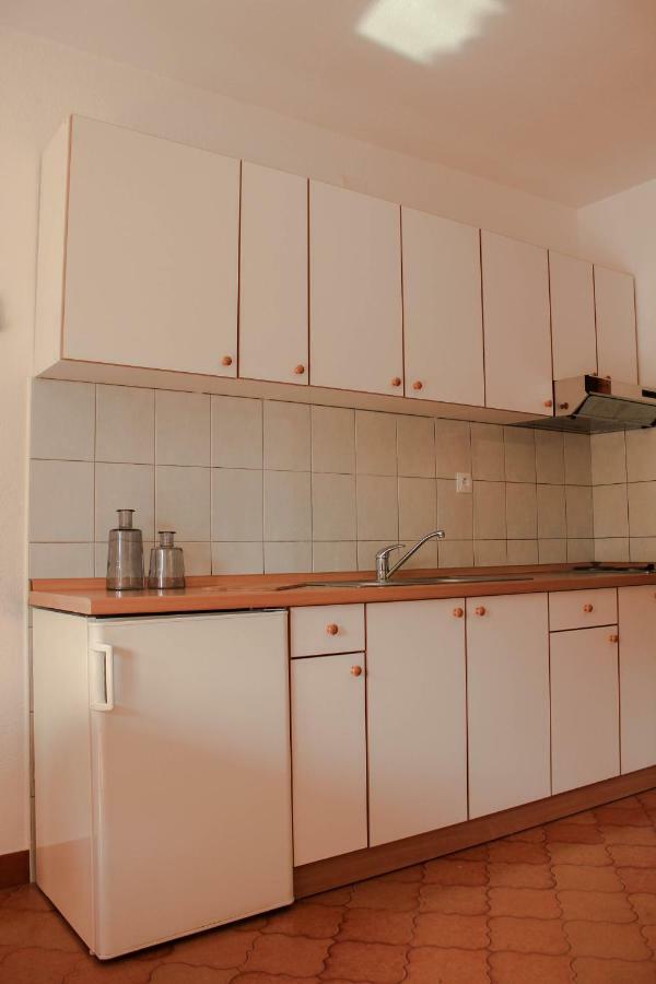Apartments Pino Makarska Ngoại thất bức ảnh