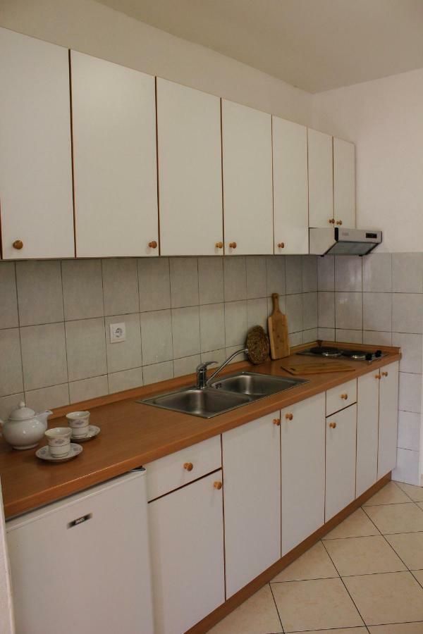 Apartments Pino Makarska Ngoại thất bức ảnh