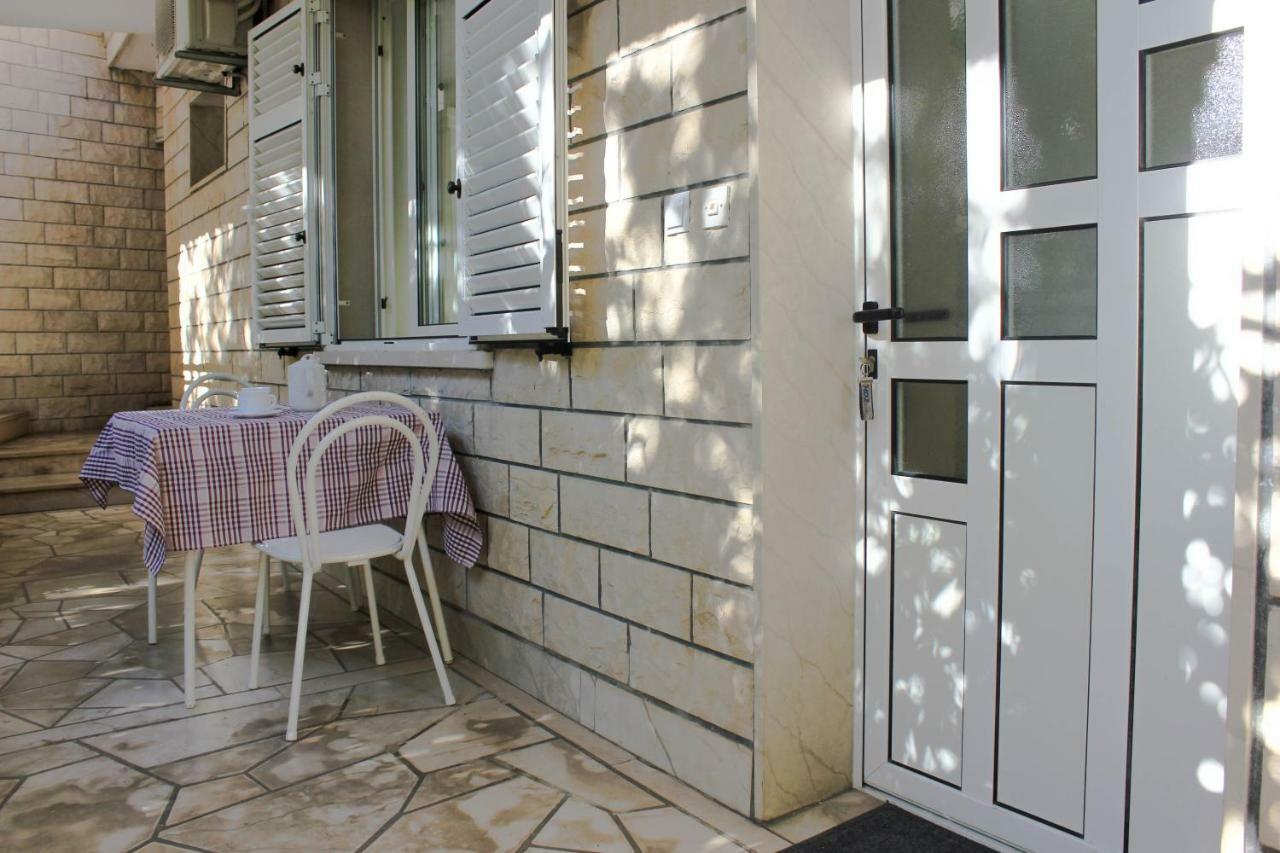 Apartments Pino Makarska Ngoại thất bức ảnh