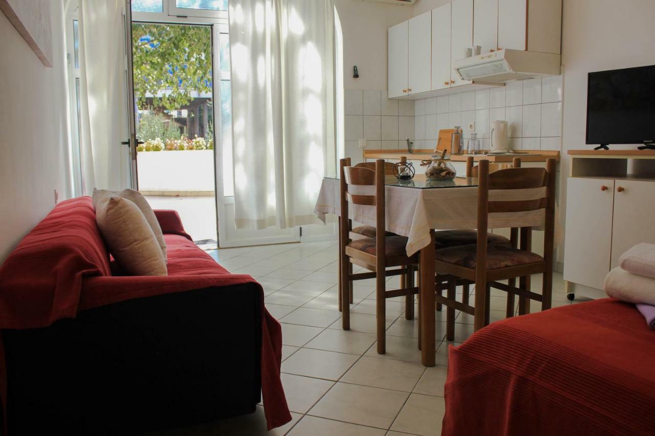 Apartments Pino Makarska Ngoại thất bức ảnh
