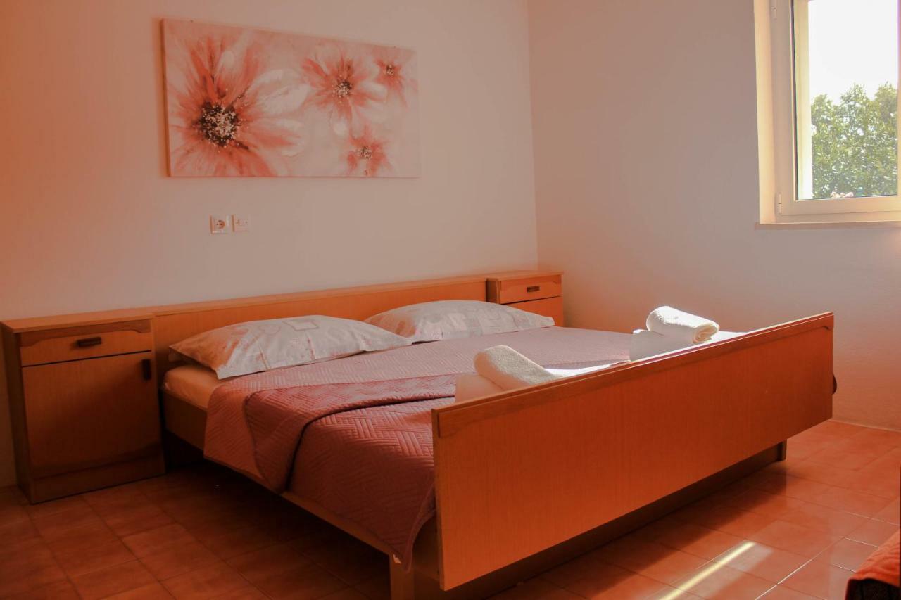 Apartments Pino Makarska Ngoại thất bức ảnh